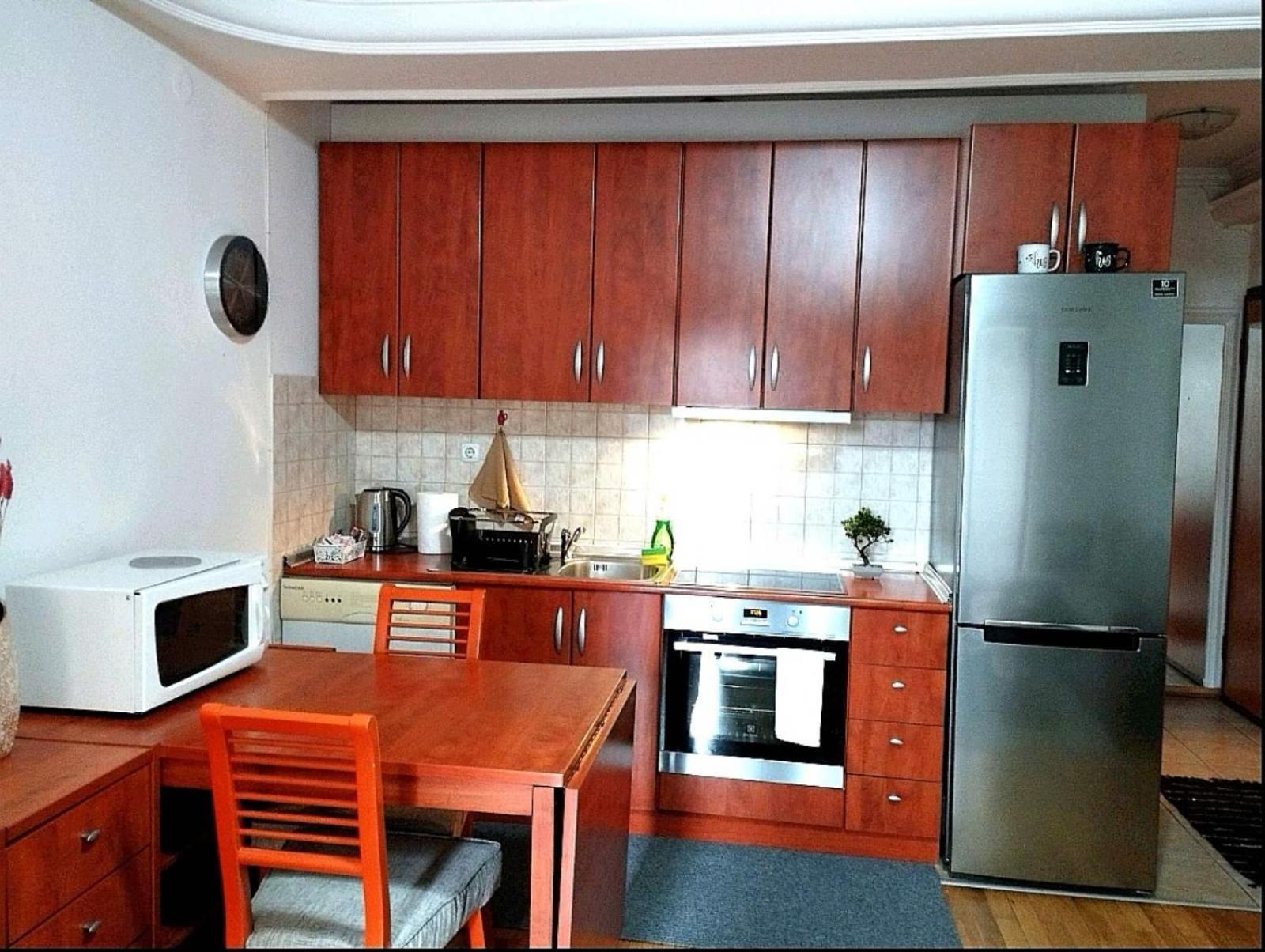 Lovely Square Apartment Purple Velvet Skopje Luaran gambar